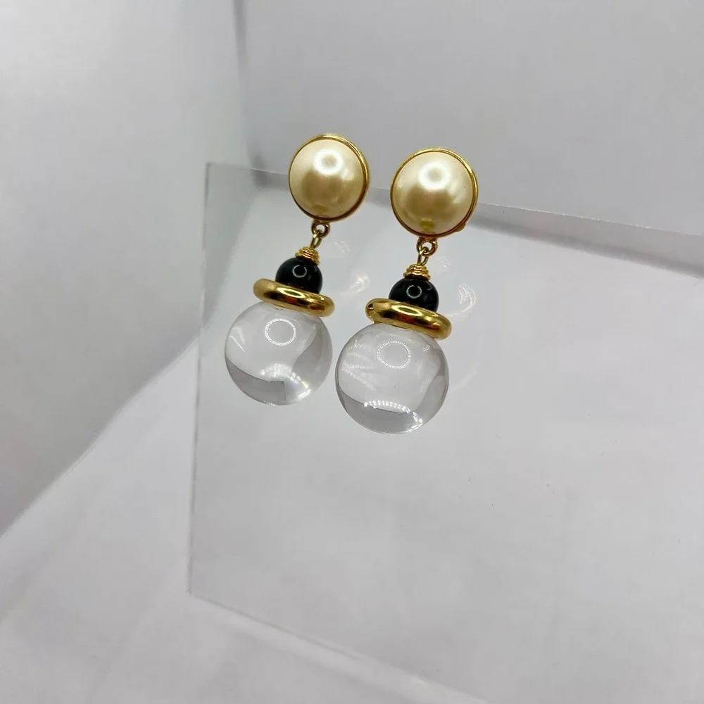 Vintage Pearl & Crystal Dangle Stud Earrings – Elegant Gold Tone Statement - Picture 3 of 4